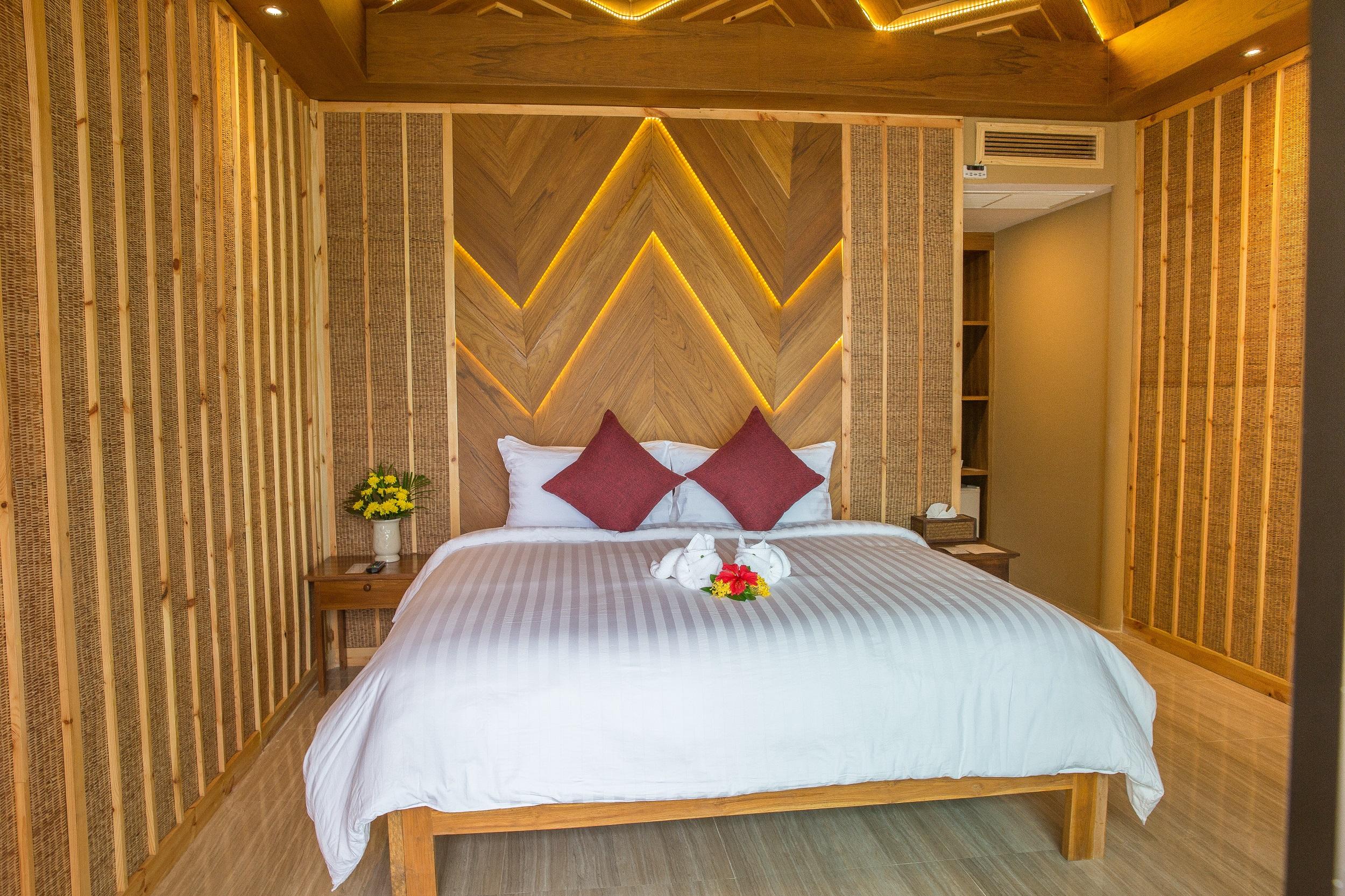 Adarin Beach Resort Mae Nam Exteriör bild